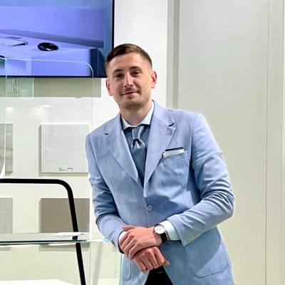 Maksym C.